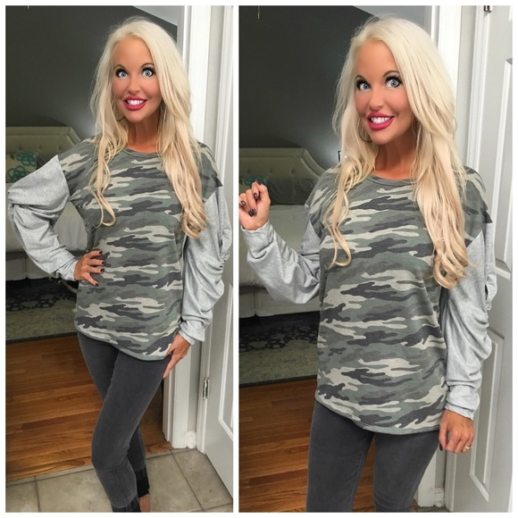 Tops - ❤️LAST 1! Contrast Puffy Sleeves Top!